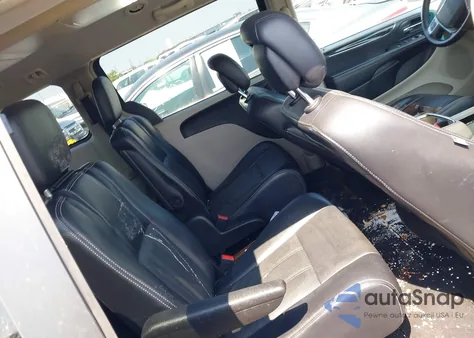 2012 Chrysler Town & Country Touring из США, поврежденный, VIN 2C4RC1BG8CR401420